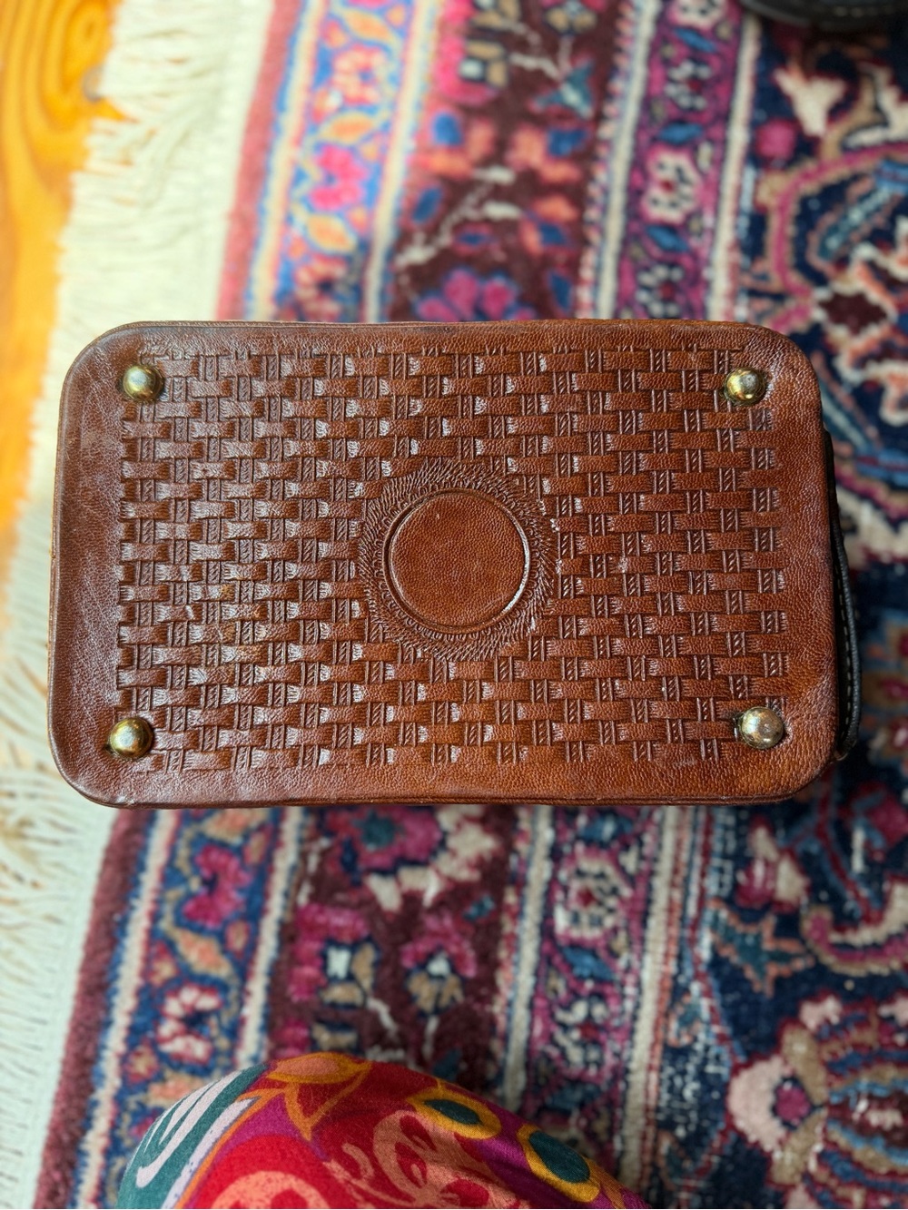 Antique Vintage pre-1950’s Mexican/Western Embossed Brown Leather Travel Case - Picture 2 of 7